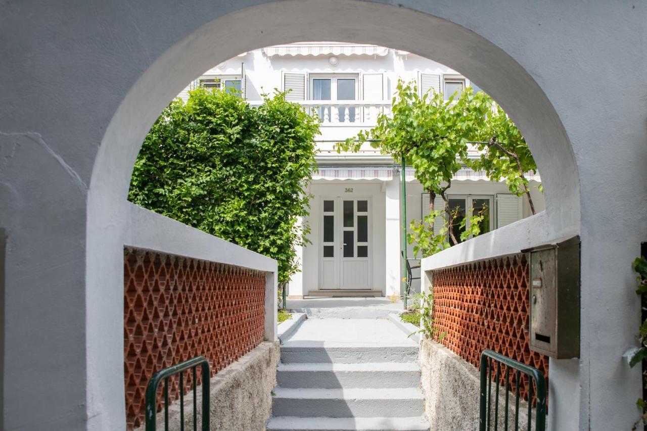 Apartmani Vrtodusic Banjol 외부 사진
