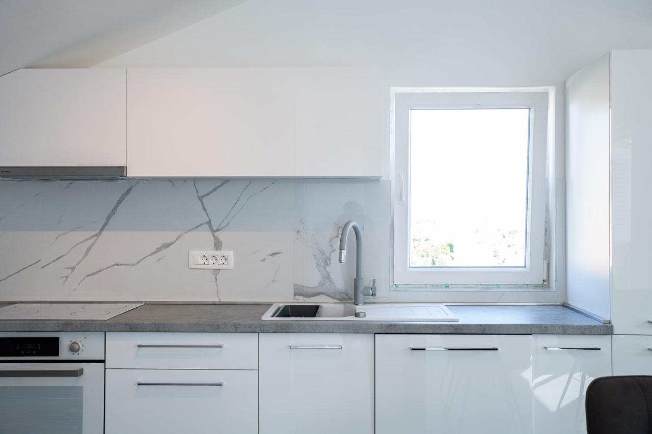 Apartmani Vrtodusic Banjol 외부 사진