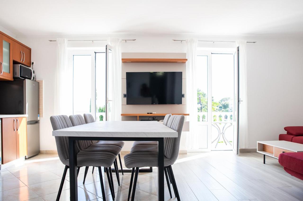 Apartmani Vrtodusic Banjol 외부 사진