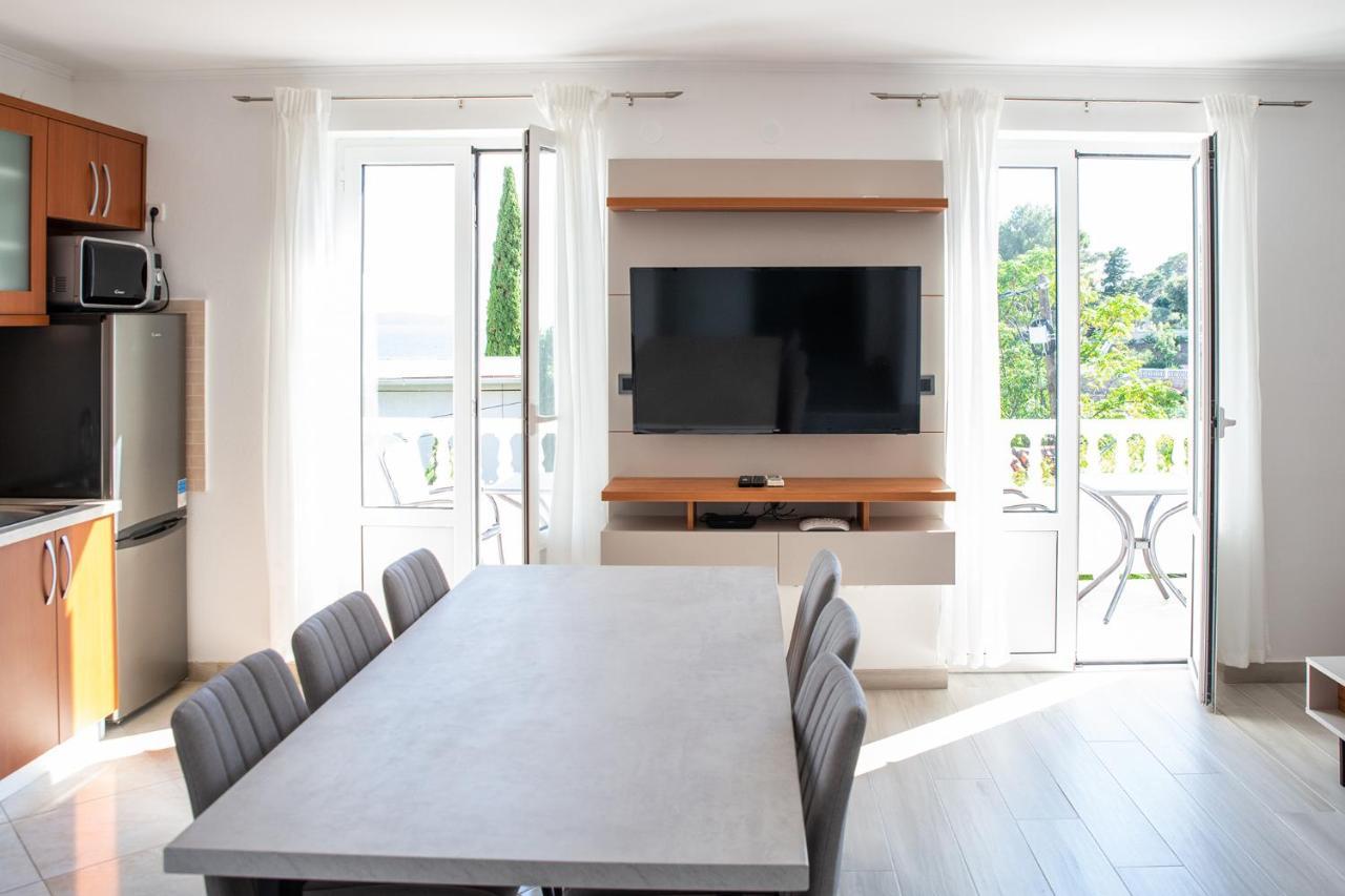 Apartmani Vrtodusic Banjol 외부 사진