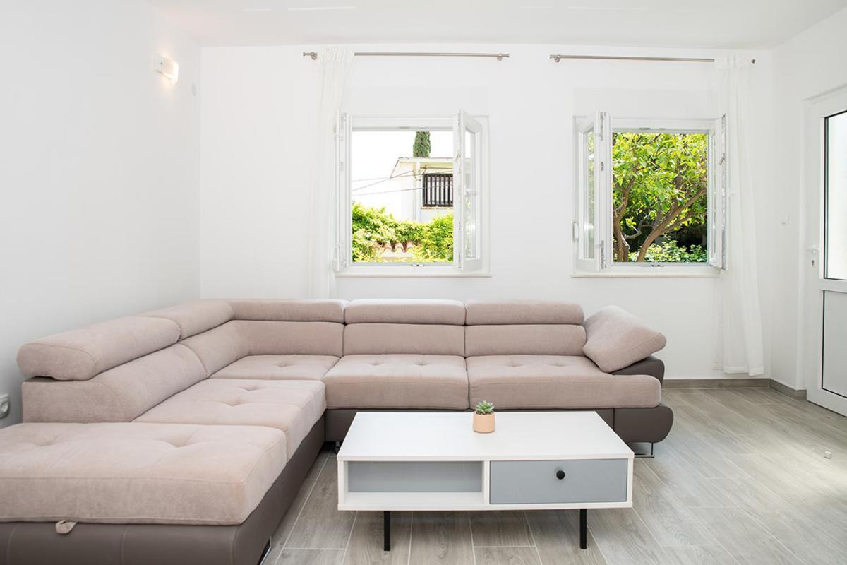 Apartmani Vrtodusic Banjol 외부 사진